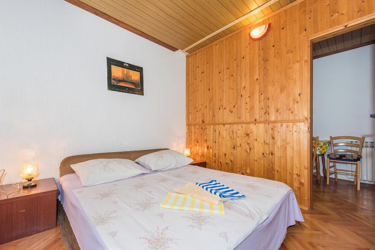 Apartments Boris Vodice Bagian luar foto