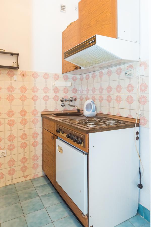 Apartments Boris Vodice Bagian luar foto