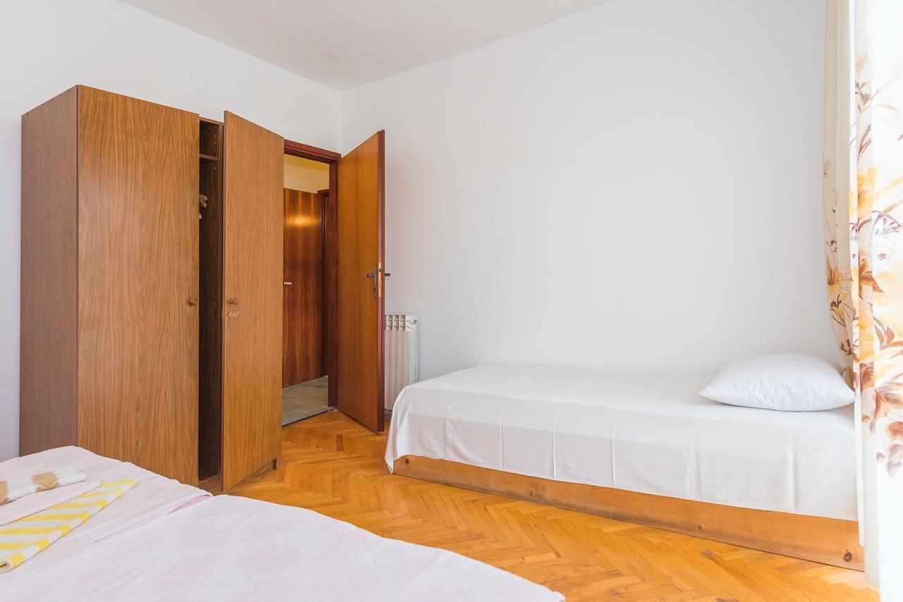 Apartments Boris Vodice Bagian luar foto