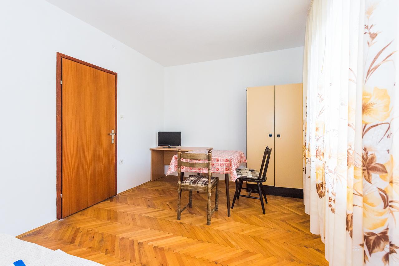 Apartments Boris Vodice Bagian luar foto